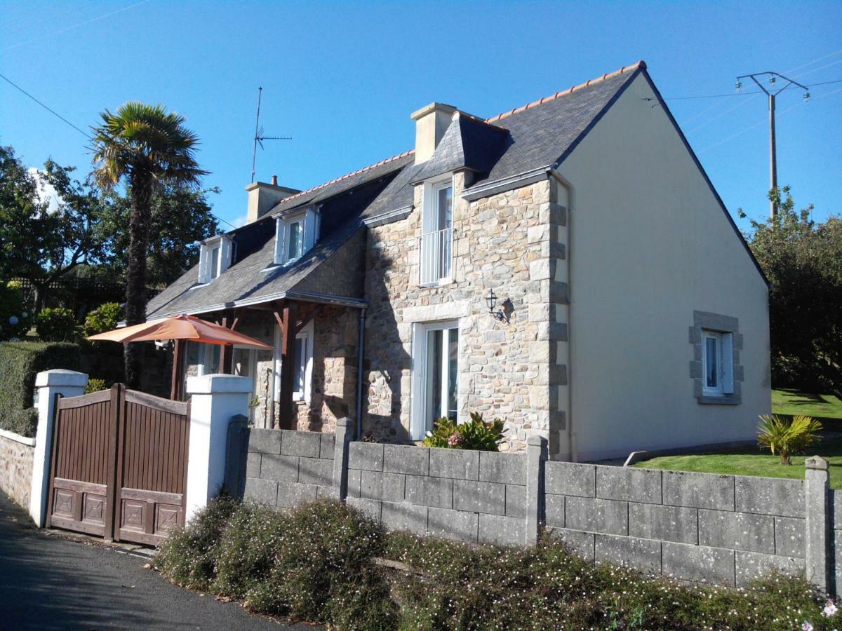 De Loguivy De La Casa de Férias